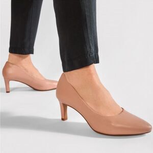 NIB Clarks Calla Rose Praline Leather Pump Size 9.5M